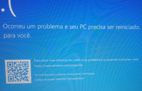 PC travando, aparecendo umas mancha verde e dando tela azul. - Computador  congelando - Clube do Hardware